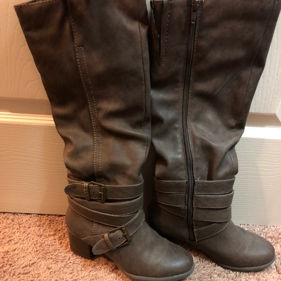 GRAY RIDING BOOTS - Picture 3 of 4